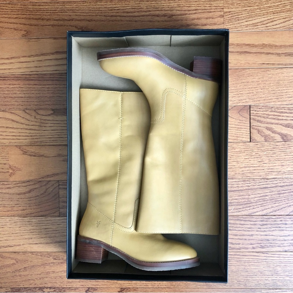 Frye Camryn Tall Pull On Boots light yellow "banana" leather Women’s Size 8 NWT - Picture 3 of 16